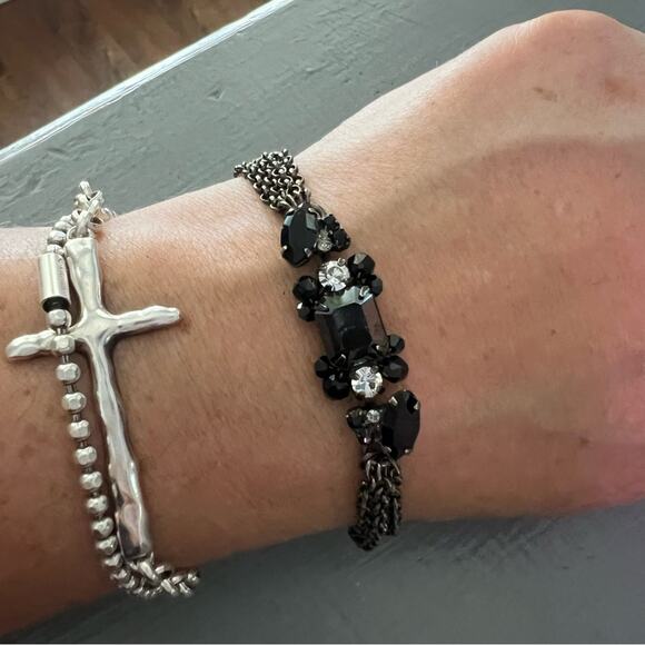 Sorrelli Crystal Black Multi Chain Bracelet - Picture 3 of 7